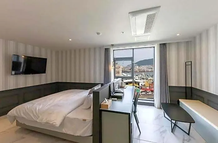 Brown Dot Nampo Jagalchi 3* Busan