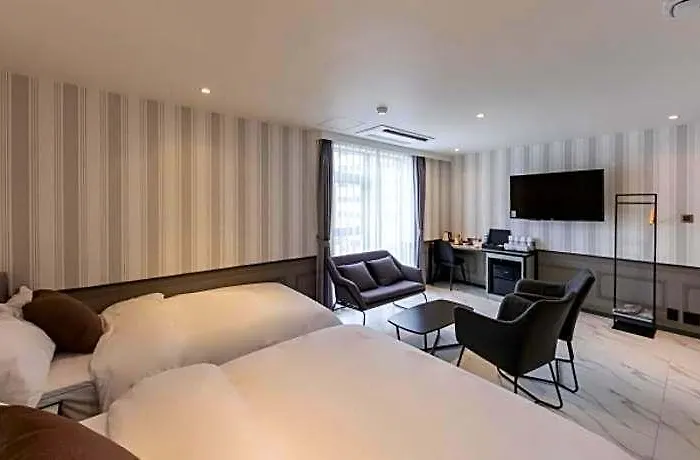 Hotel Brown Dot Nampo Jagalchi 3*