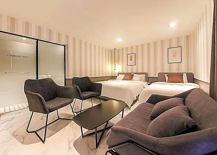 Brown Dot Nampo Jagalchi Hotel 3*