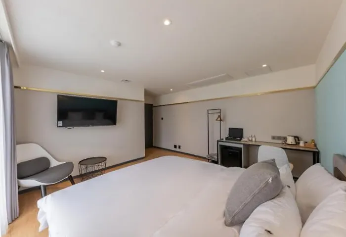 Brown Dot Nampo Jagalchi Hotel 3*