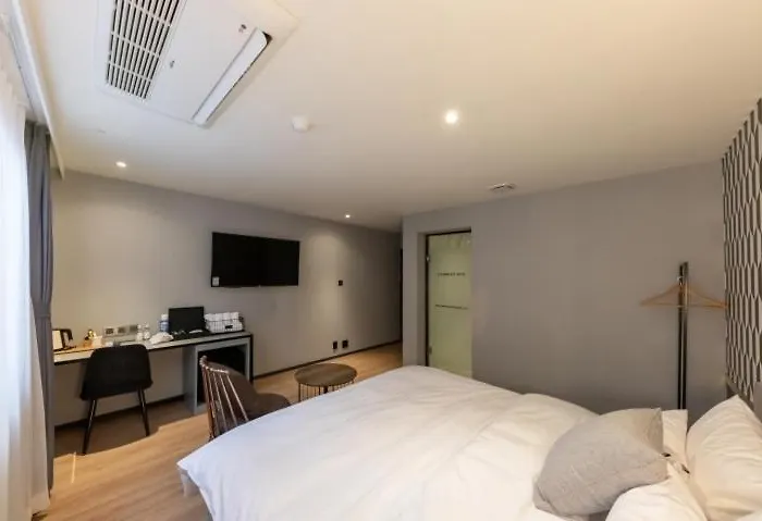 Brown Dot Nampo Jagalchi Hotel